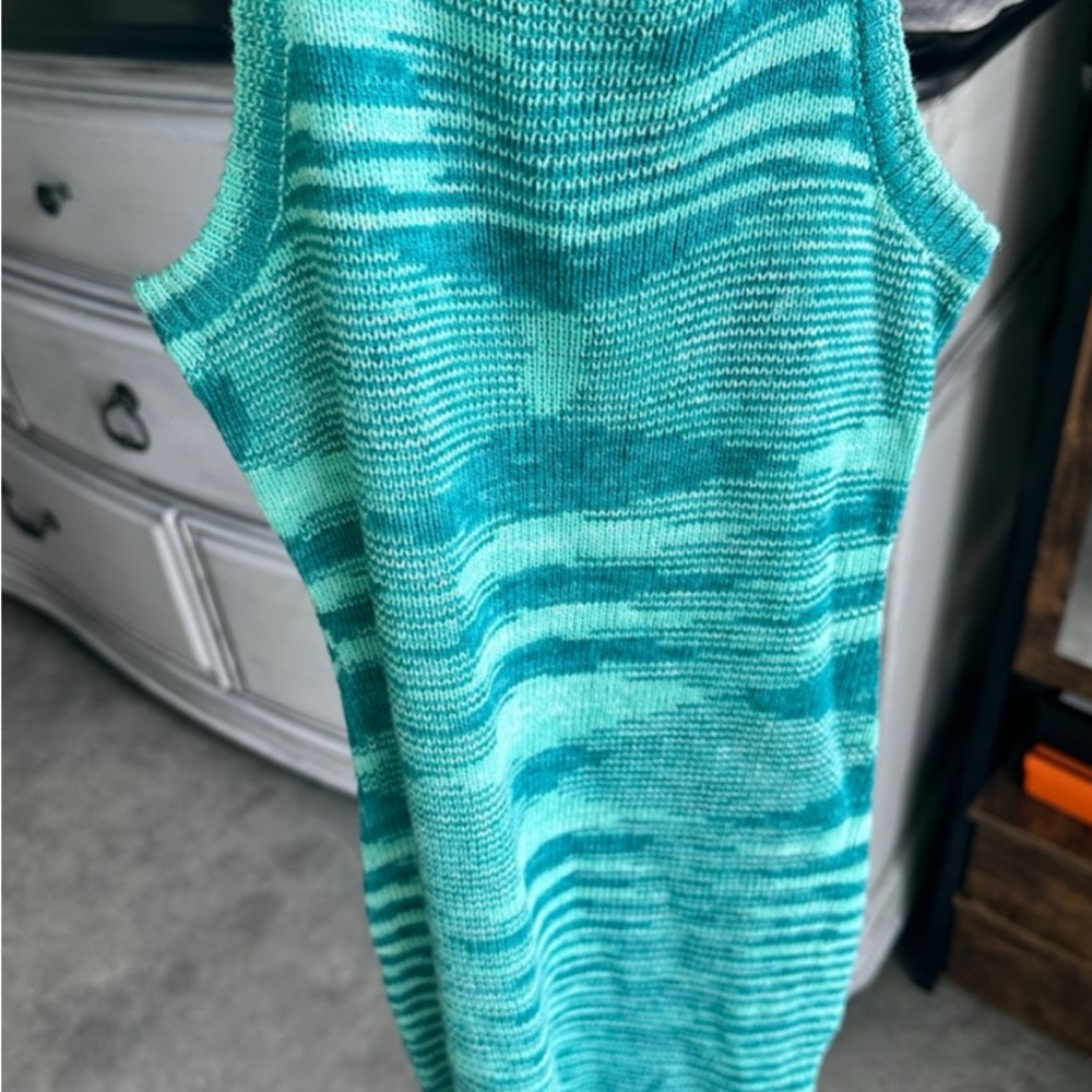 Princess Polly Striped Teal Sleeveless Knit Dress midi length. Never worn no tag
